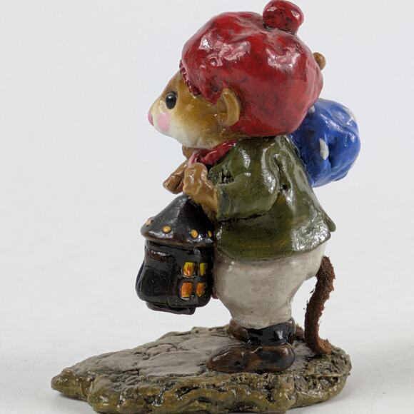 Wee Forest Folk 1995 M-211 Wanderlust Mouse Figurine Lantern Red Hat Signed - Picture 4 of 9